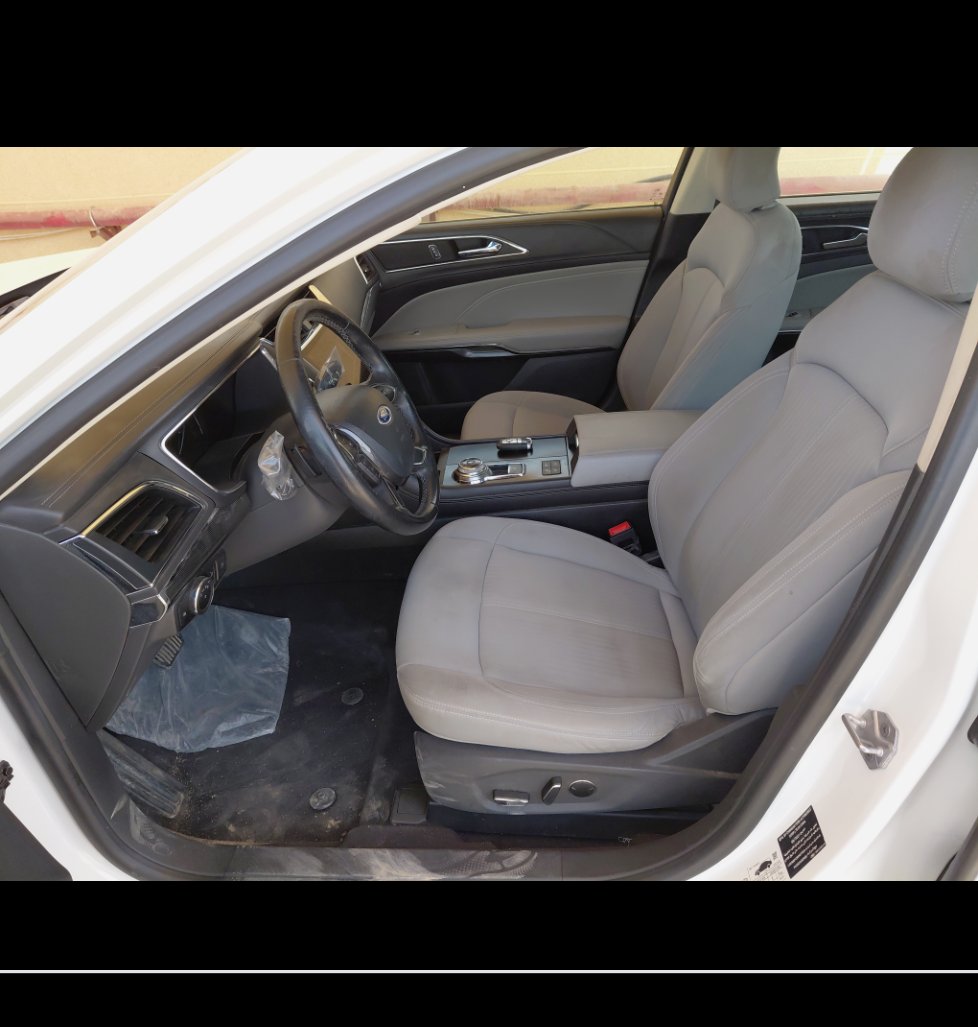 Ford Taurus  2022 image