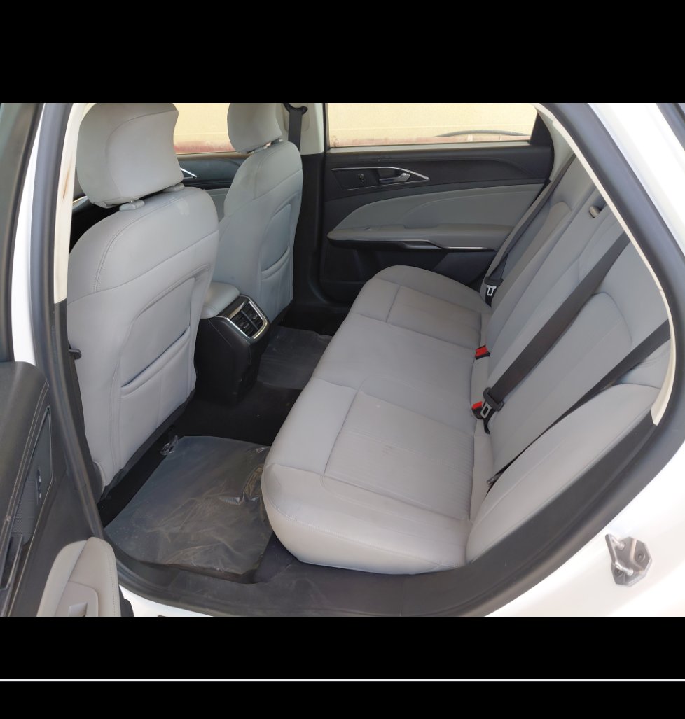 Ford Taurus  2022 image