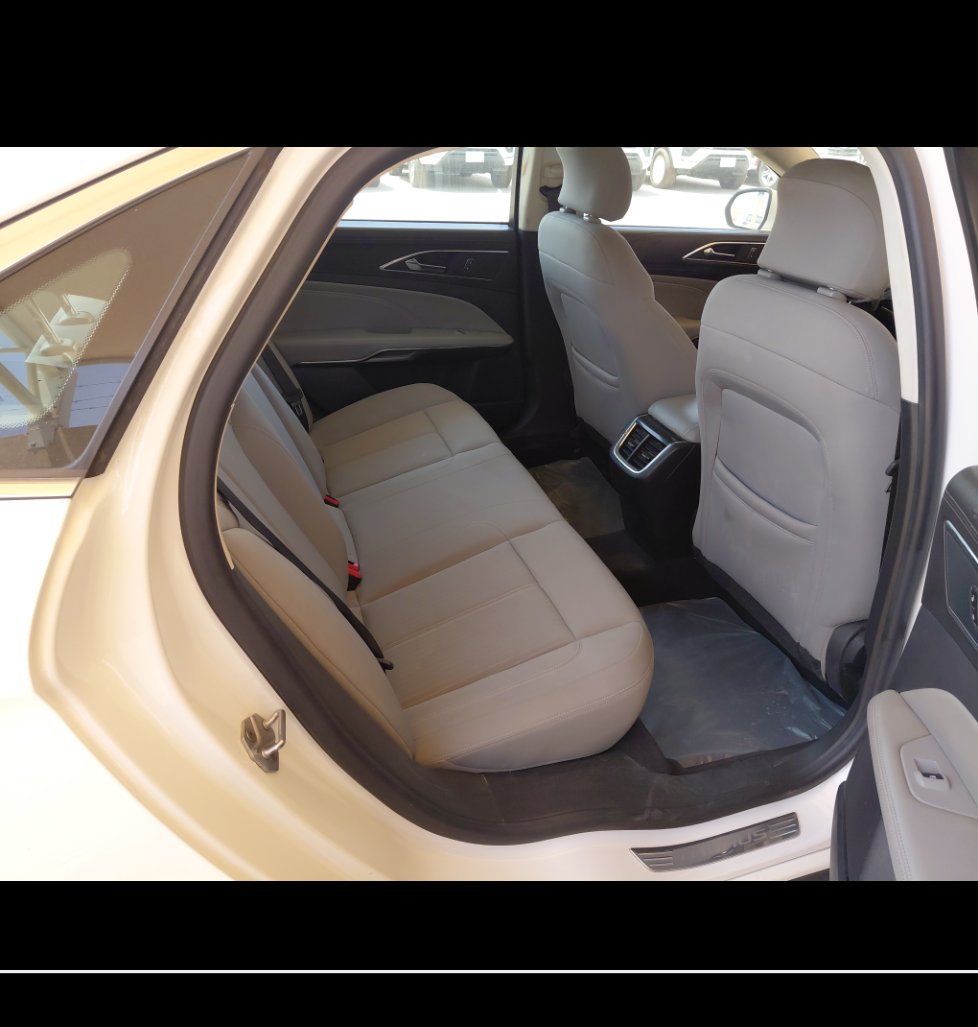 Ford Taurus  2022 image