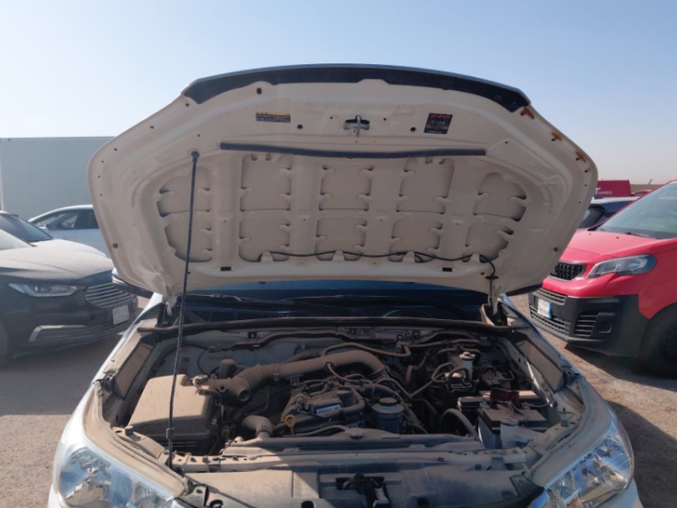 Toyota Hilux 4X2 GLX 2023 image