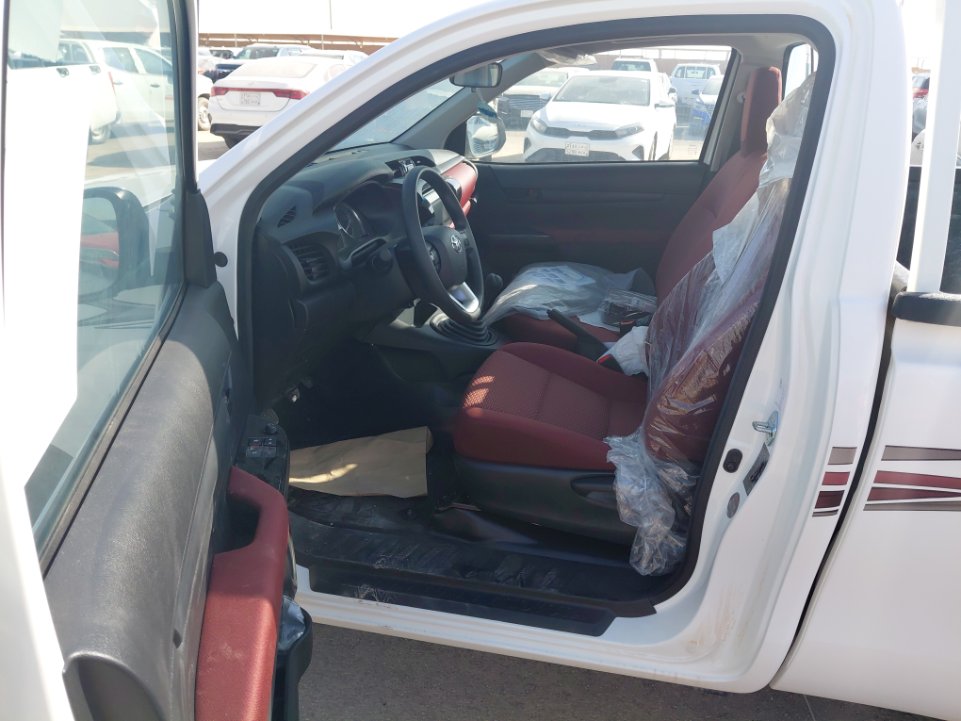 Toyota Hilux 4X2 GLX 2023 image