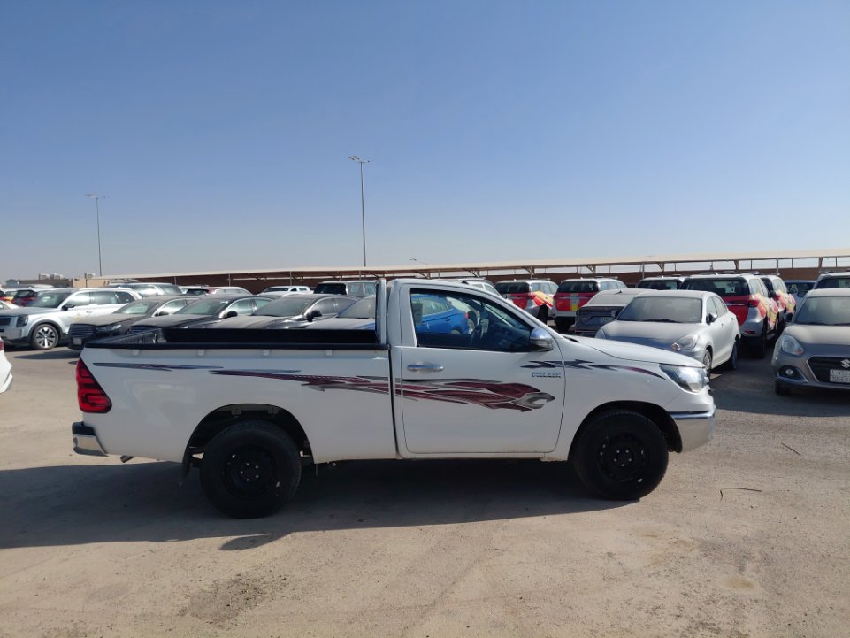 Toyota Hilux 4X2 GLX 2023 image