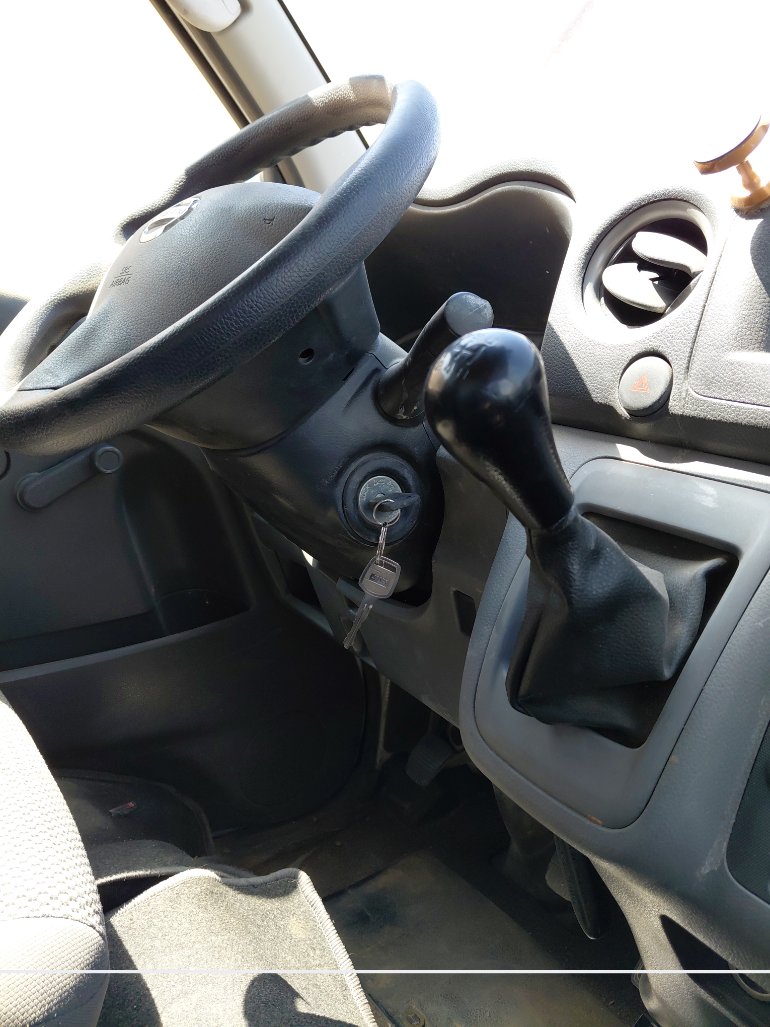 نيسان أورفان  2022 image