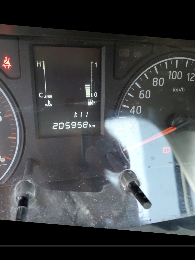 نيسان أورفان  2022 image