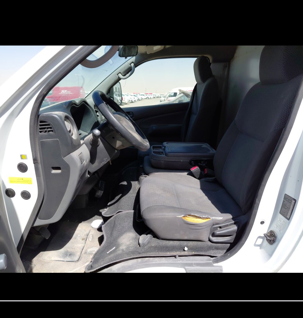 نيسان أورفان  2022 image