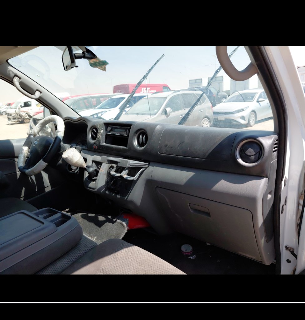 نيسان أورفان  2022 image