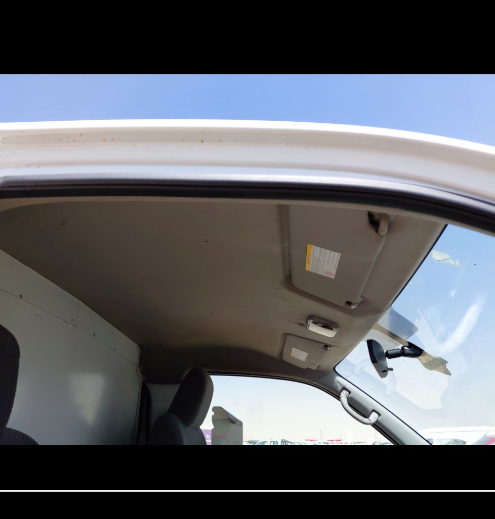 نيسان أورفان  2022 image