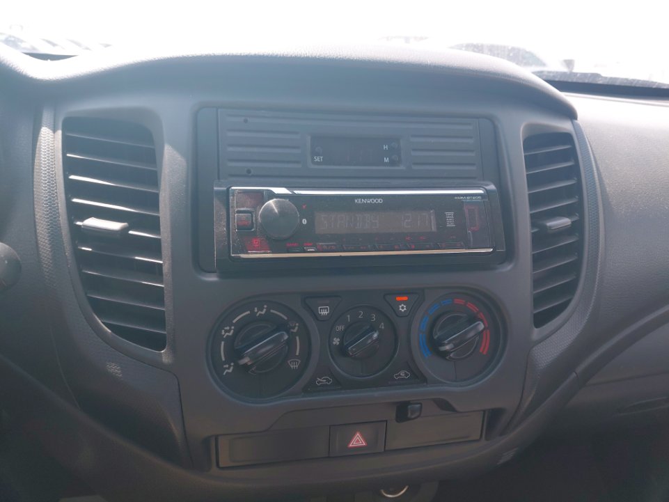 ميتسوبيشي L200  2022 image