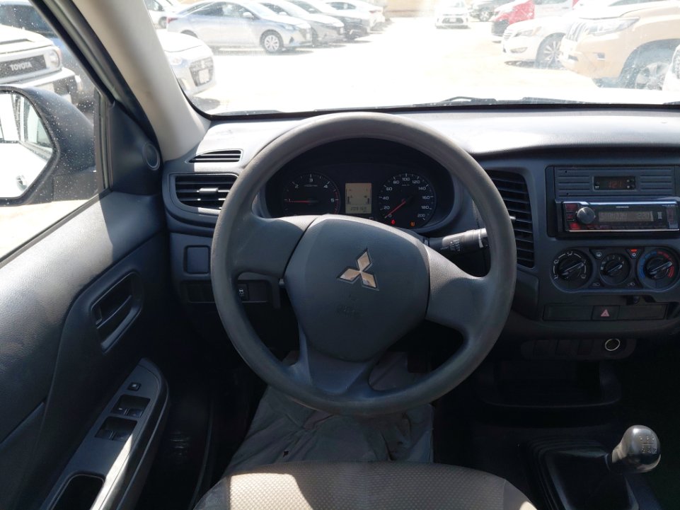 ميتسوبيشي L200  2022 image