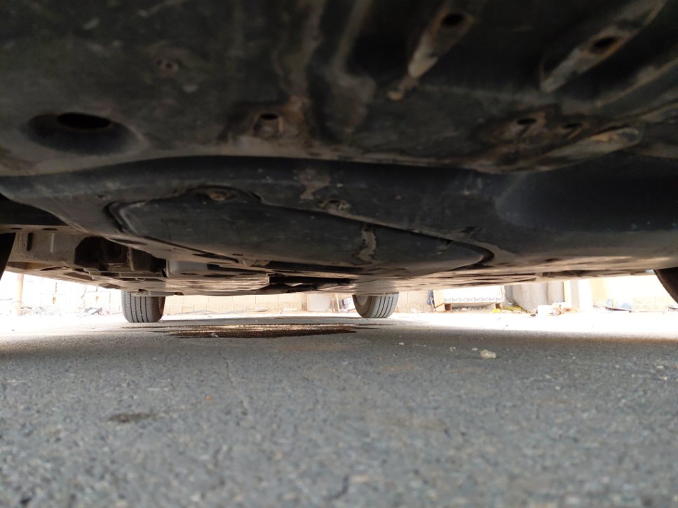 Toyota Camry LE HEV 2020 image