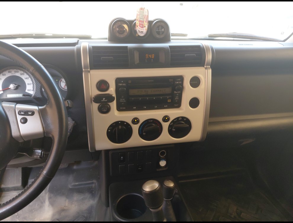 Toyota FJ Cruiser FJ2 رياضيه 2022 image