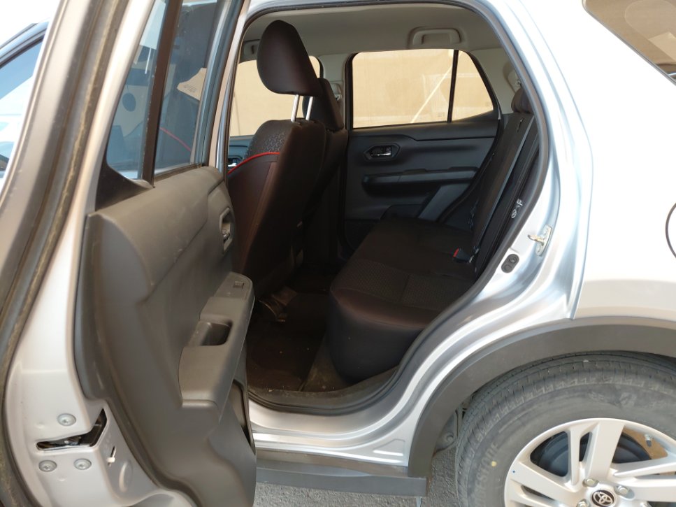 Toyota RAIZE XLE 2024 image