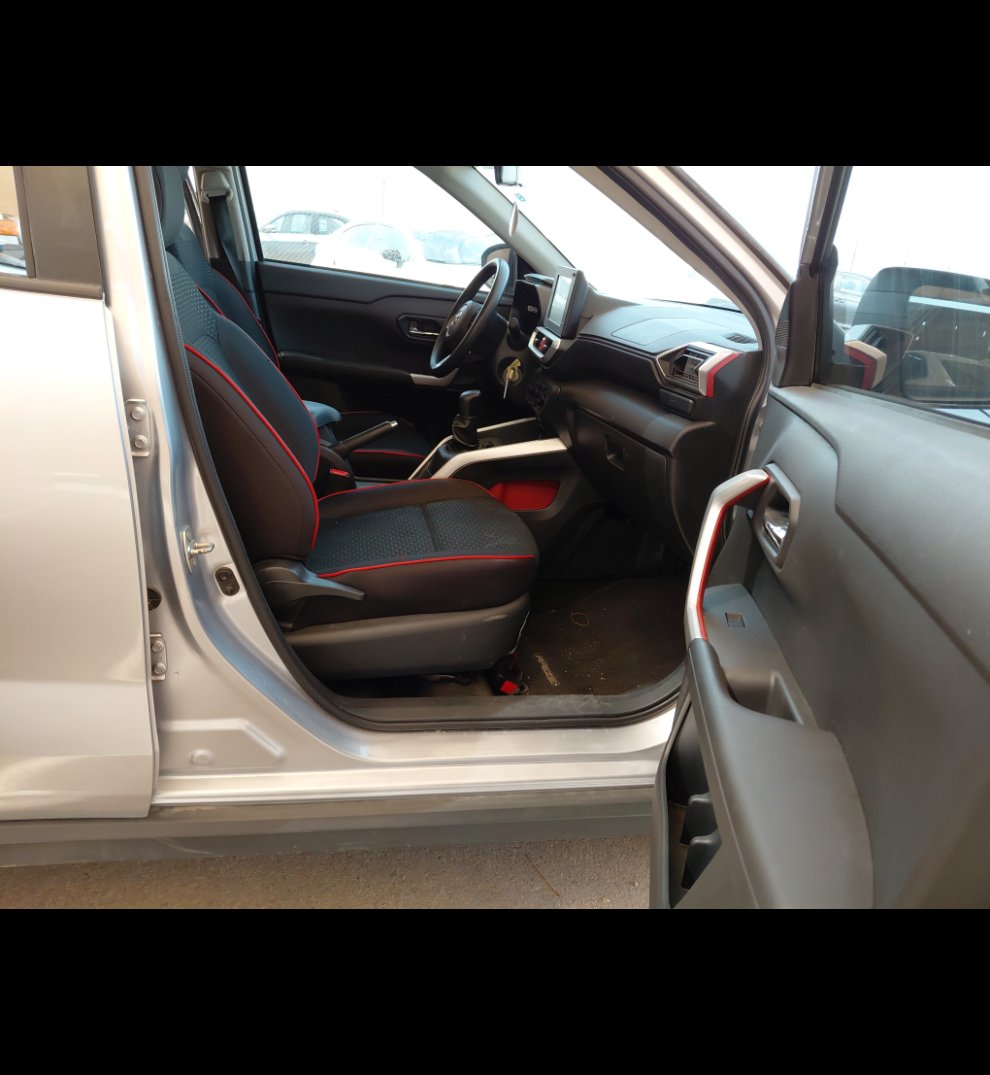 Toyota RAIZE XLE 2024 image