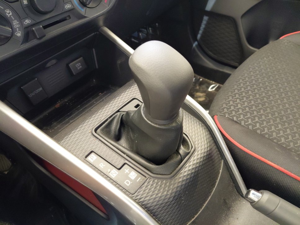 Toyota RAIZE XLE 2024 image