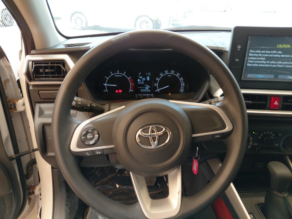 Toyota RAIZE XLE 2024 image