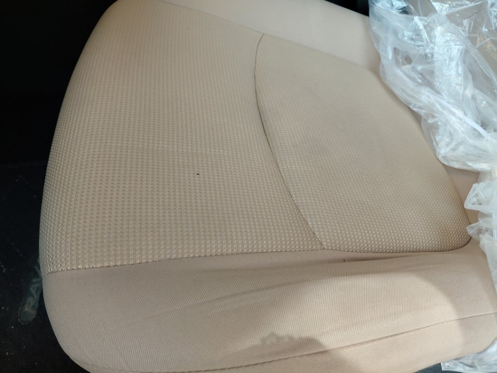 Toyota RAV4 LE 4X4 SPORTS UTILITY 2021 image