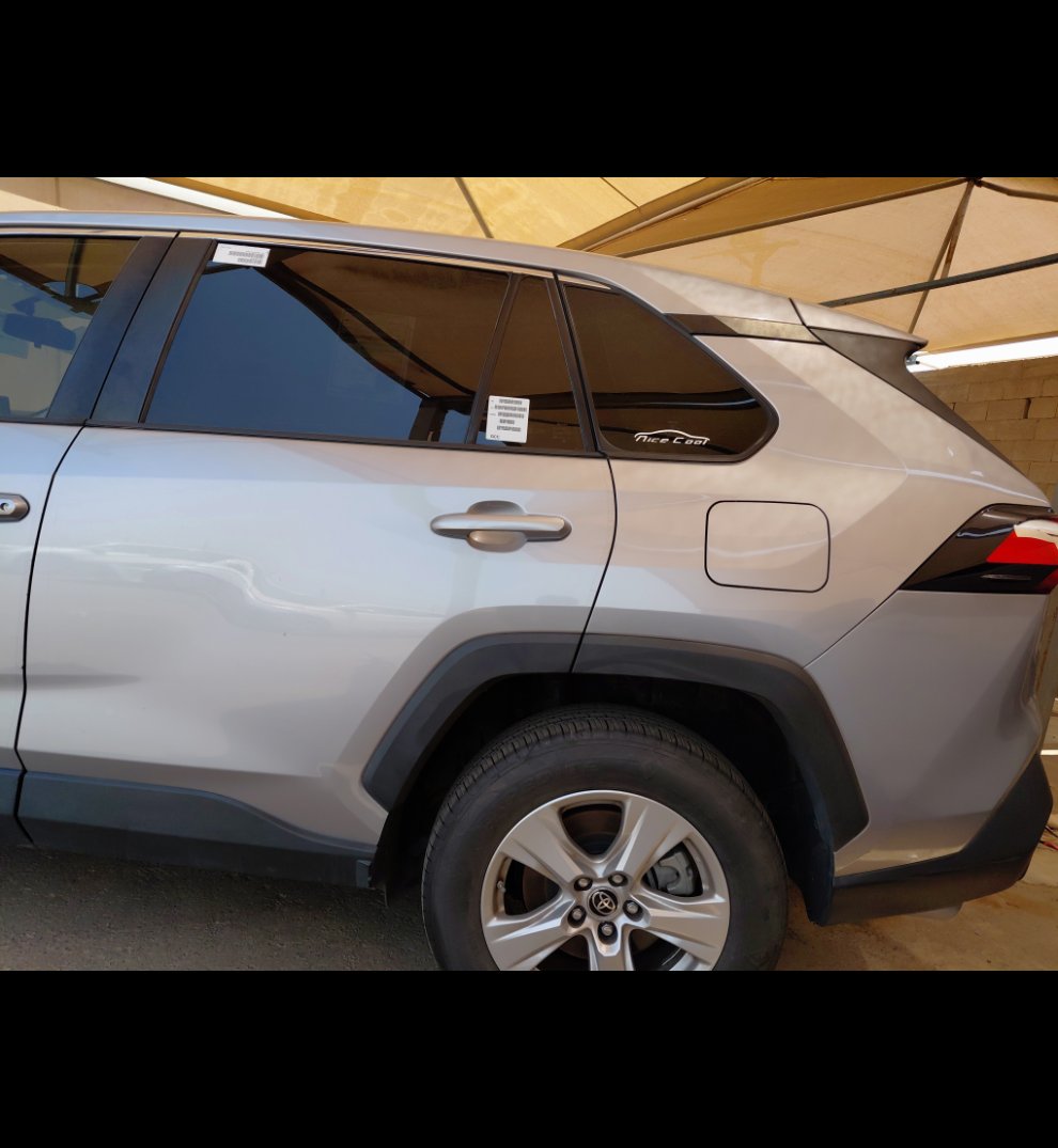 Toyota RAV4 LE 4X4 SPORTS UTILITY 2021 image