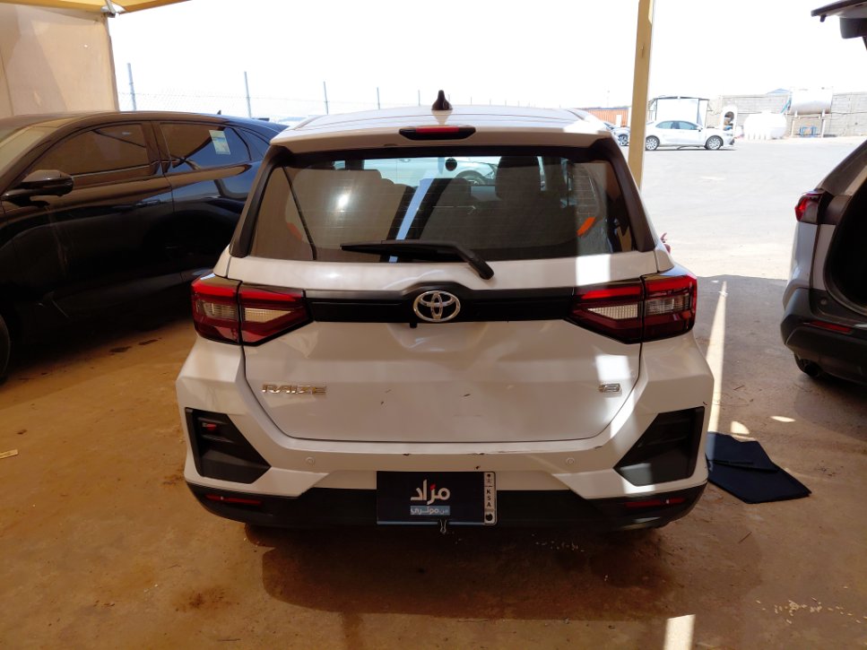 Toyota RAIZE XLE 2024 image