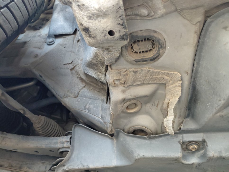 Toyota RAV4 LE 4X4 SPORTS UTILITY 2021 image