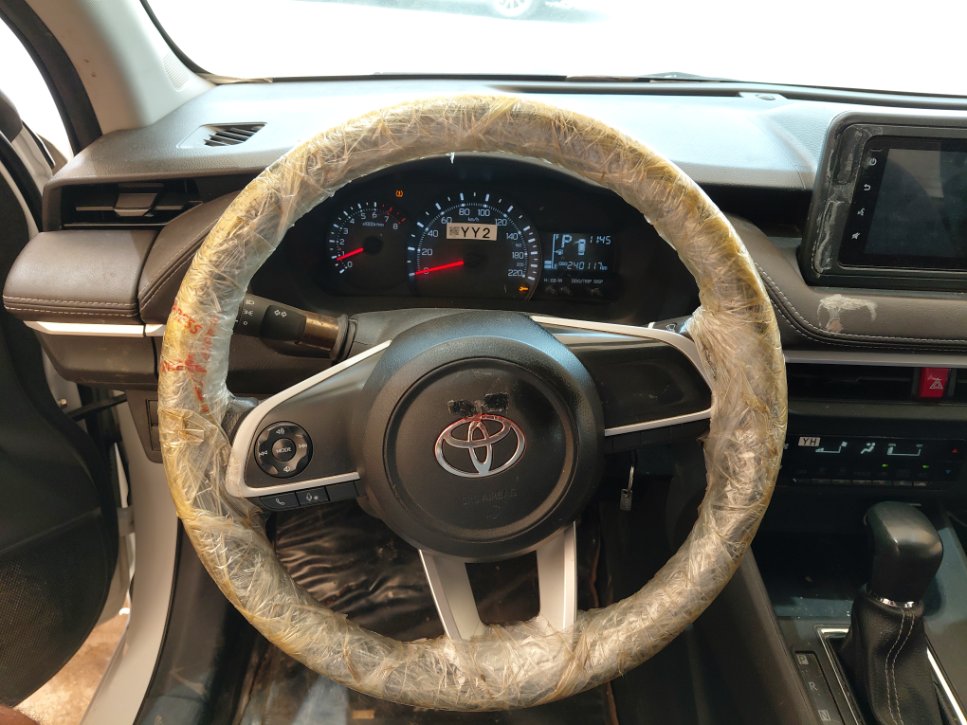 Toyota Yaris SD Y 2023 image