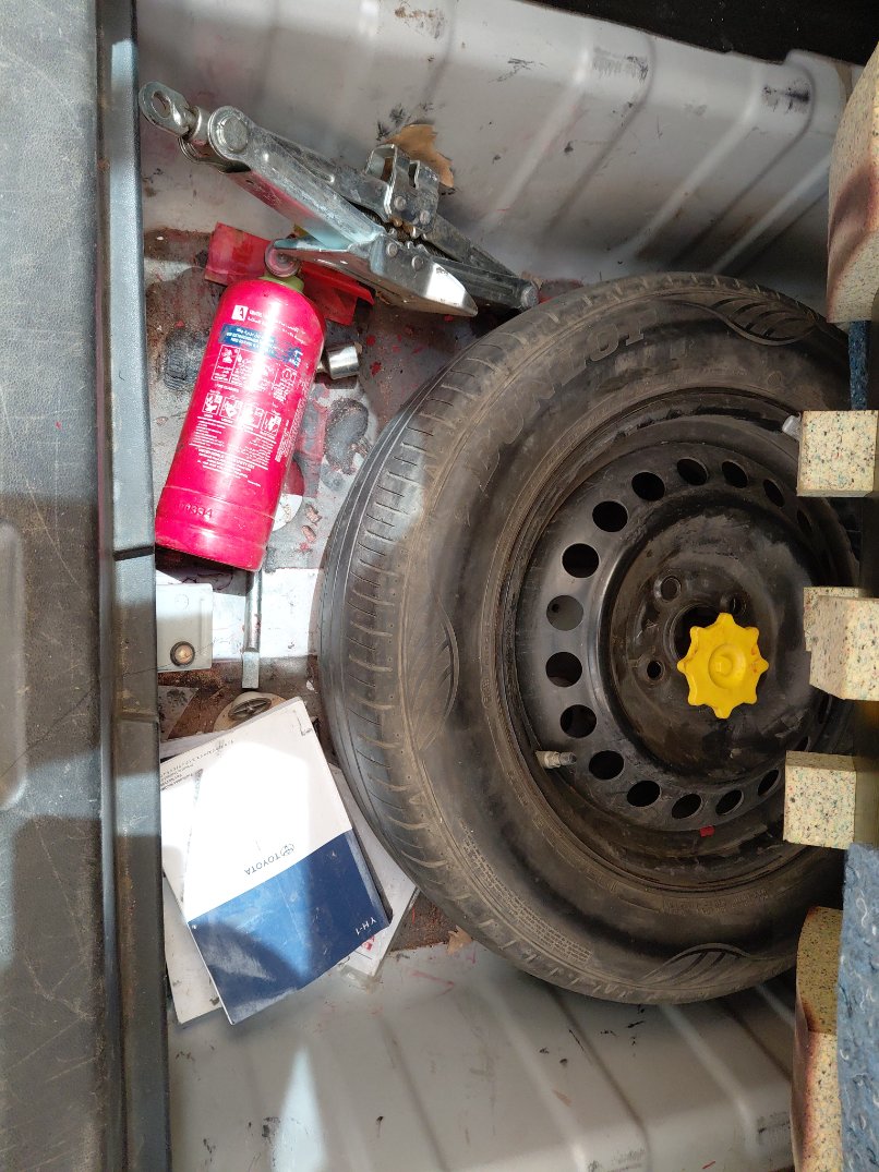 Toyota Yaris SD Y 2023 image