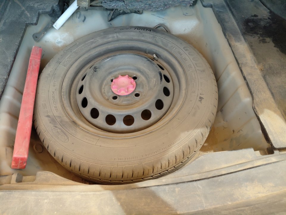 Toyota Yaris SD Y 2019 image