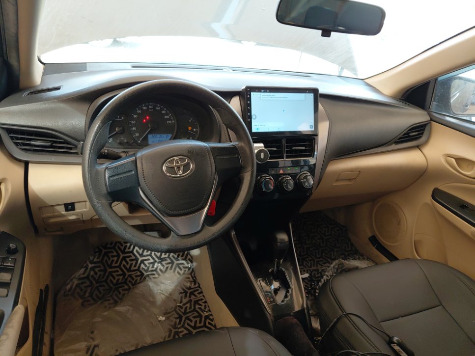 Toyota Yaris SD Y FLT 2022 image