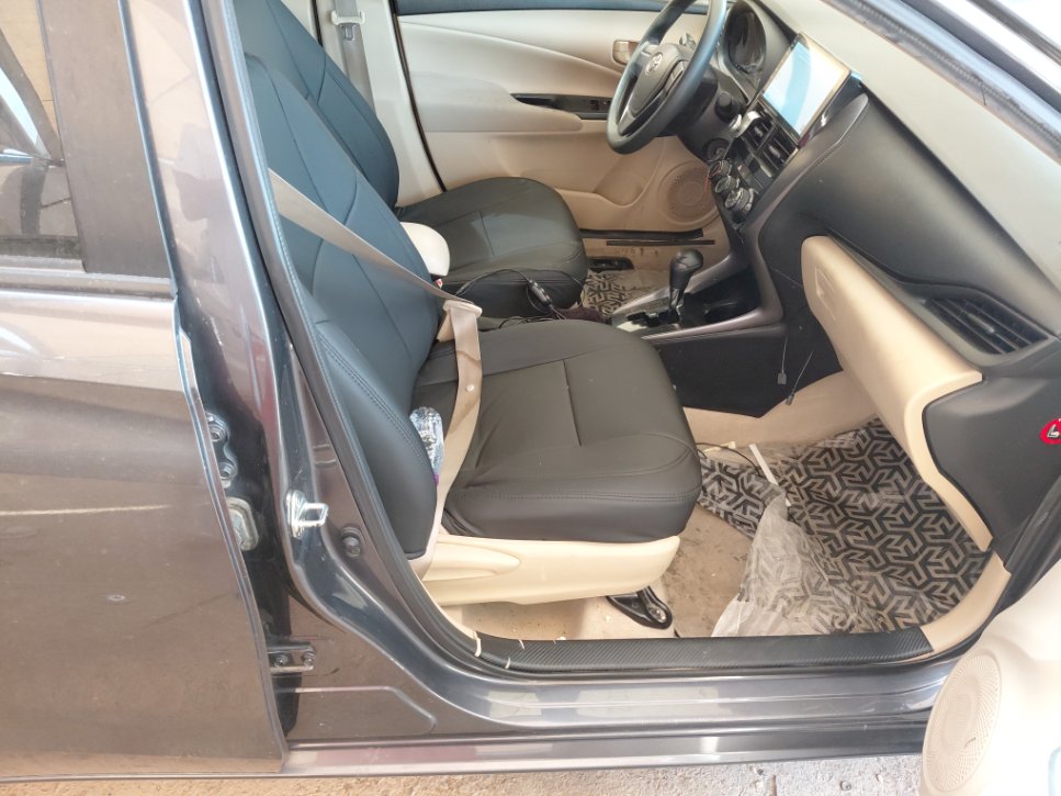 Toyota Yaris SD Y FLT 2022 image