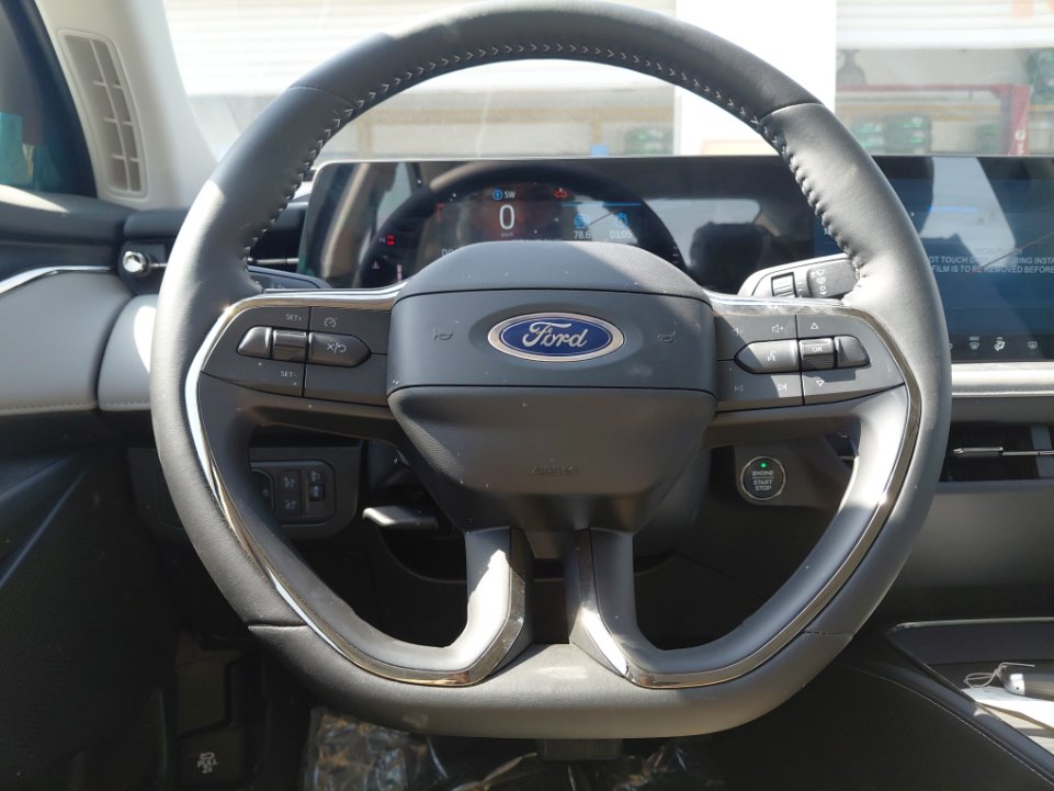 Ford Taurus Ambiente 2024 image