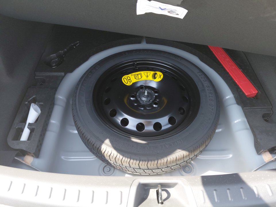 Ford Taurus Ambiente 2024 image