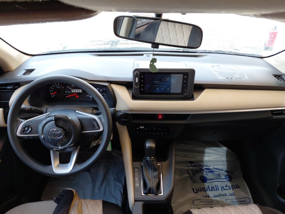 Toyota Yaris SD Y 2024 image