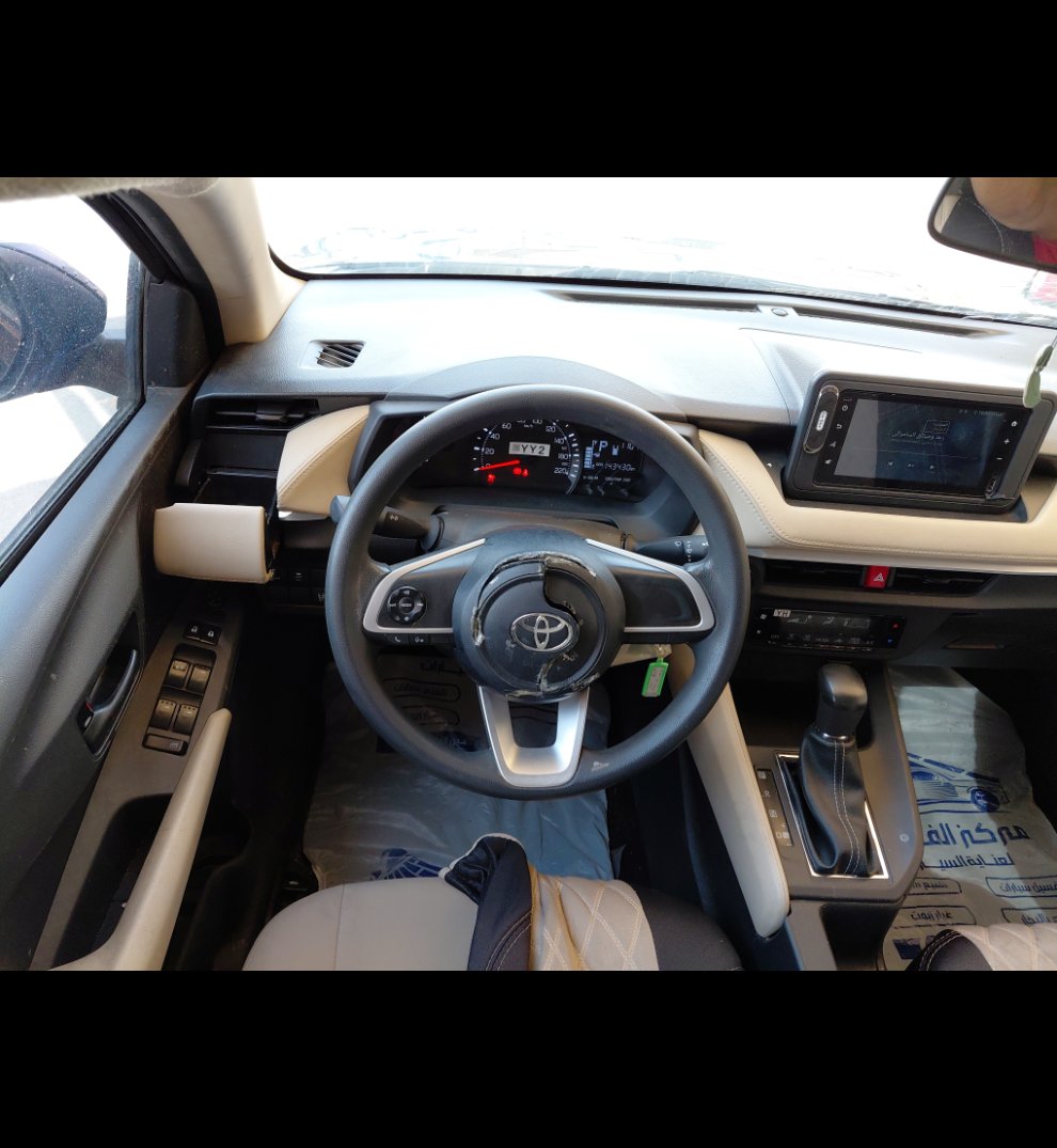 Toyota Yaris SD Y 2024 image