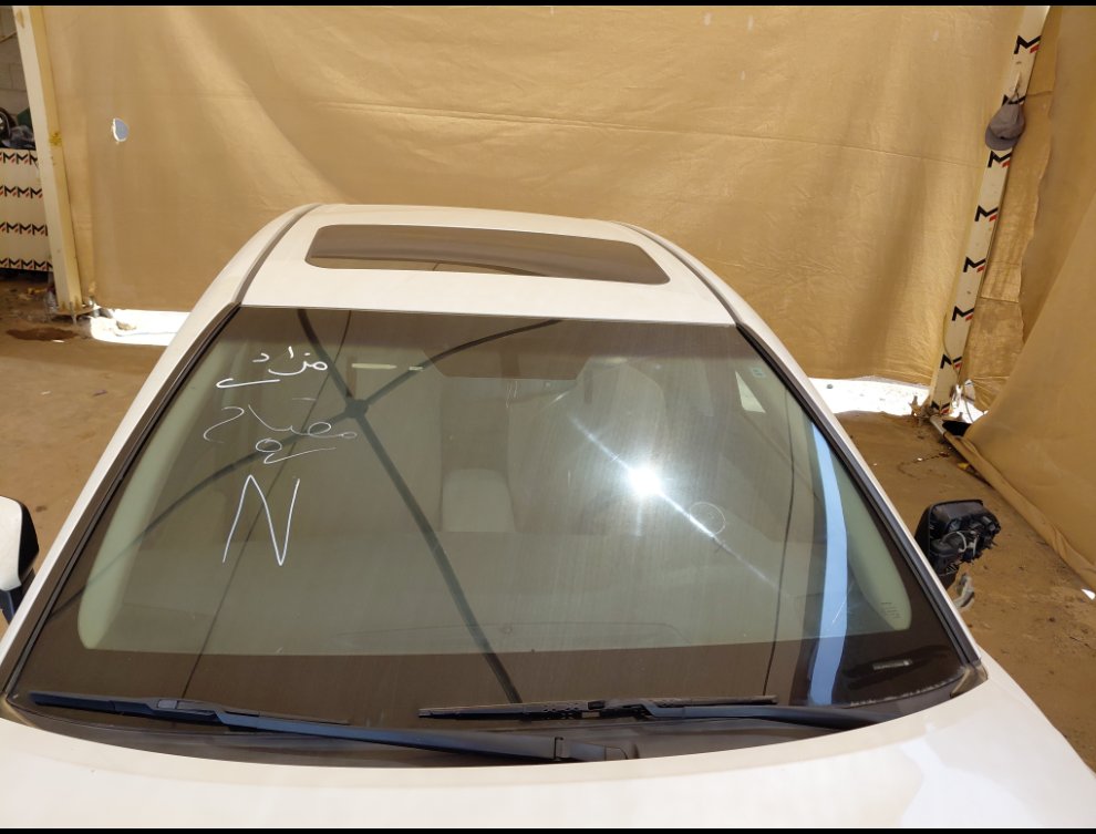 Toyota Camry GLE 2020 image