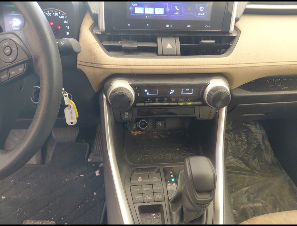 Toyota RAV4 LE SPORT 2024 image