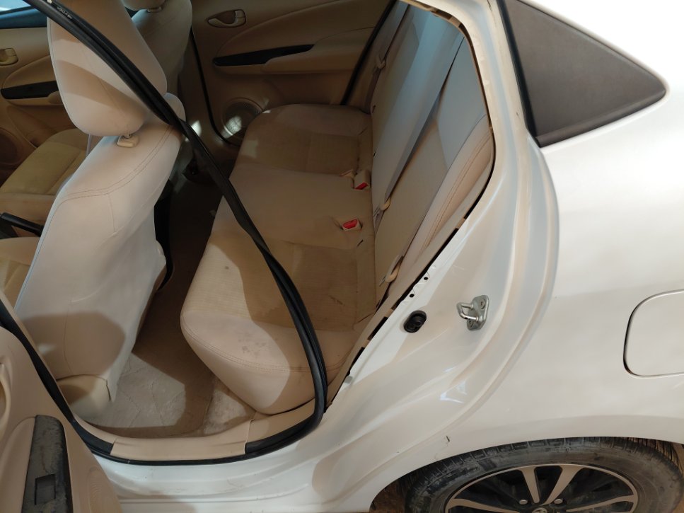 Toyota Yaris Y PLUS 2022 image