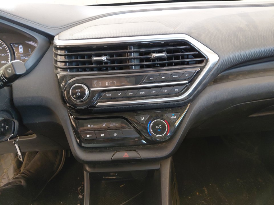 Changan Alsvin اساسي 2023 image