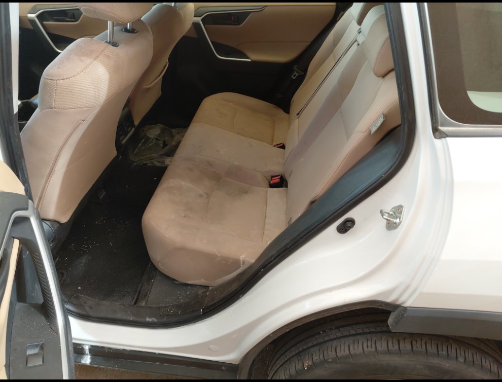 Toyota RAV4 LE SPORT 2024 image