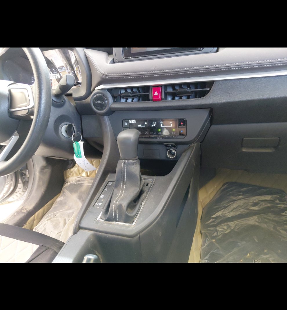 Toyota Yaris Y 2024 image