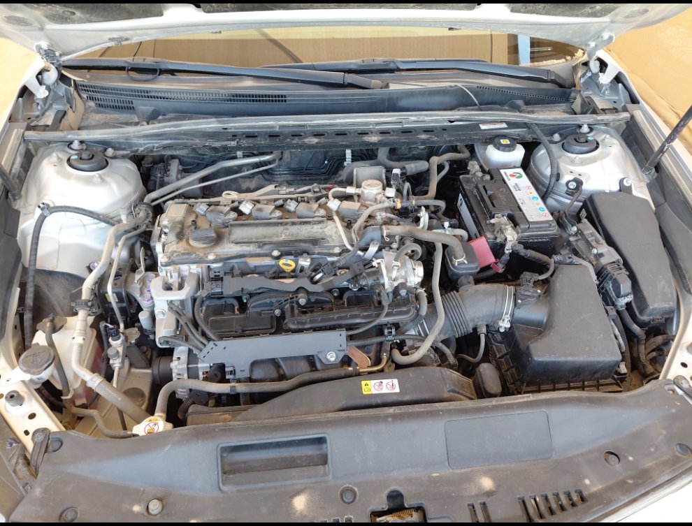 Toyota Camry LE 2020 image