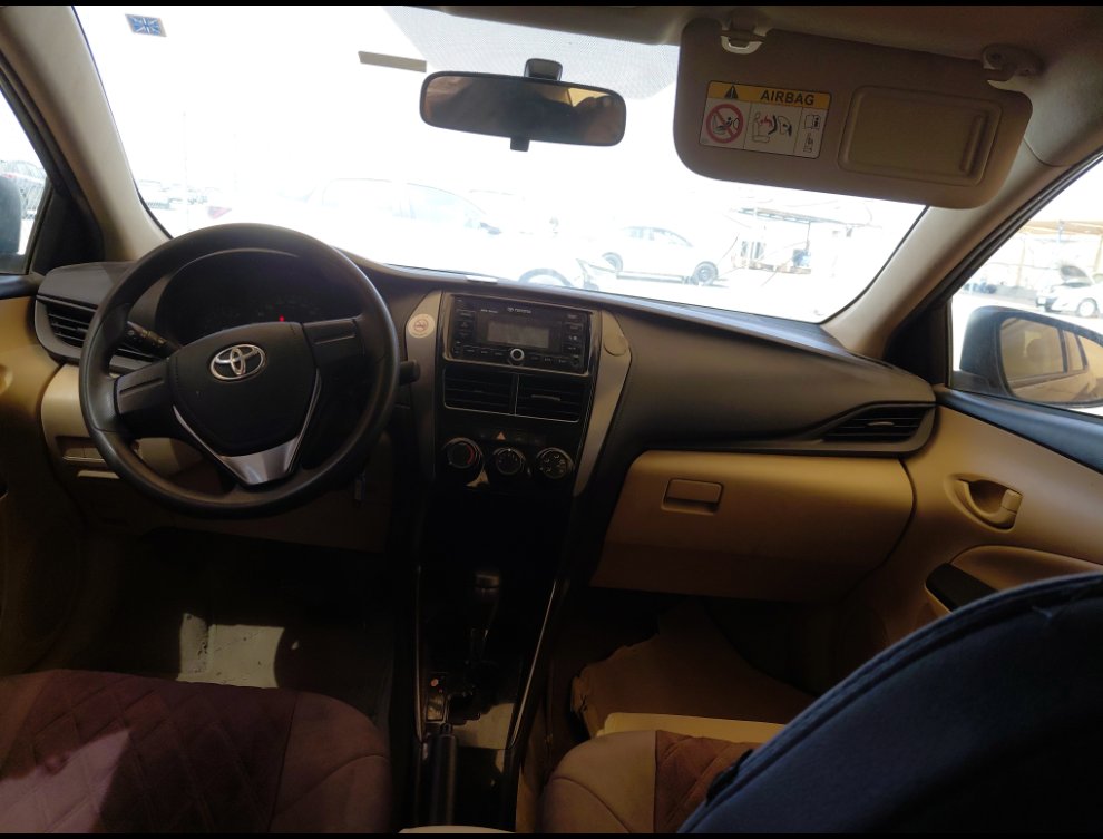 Toyota Yaris Y FLT  2021 image