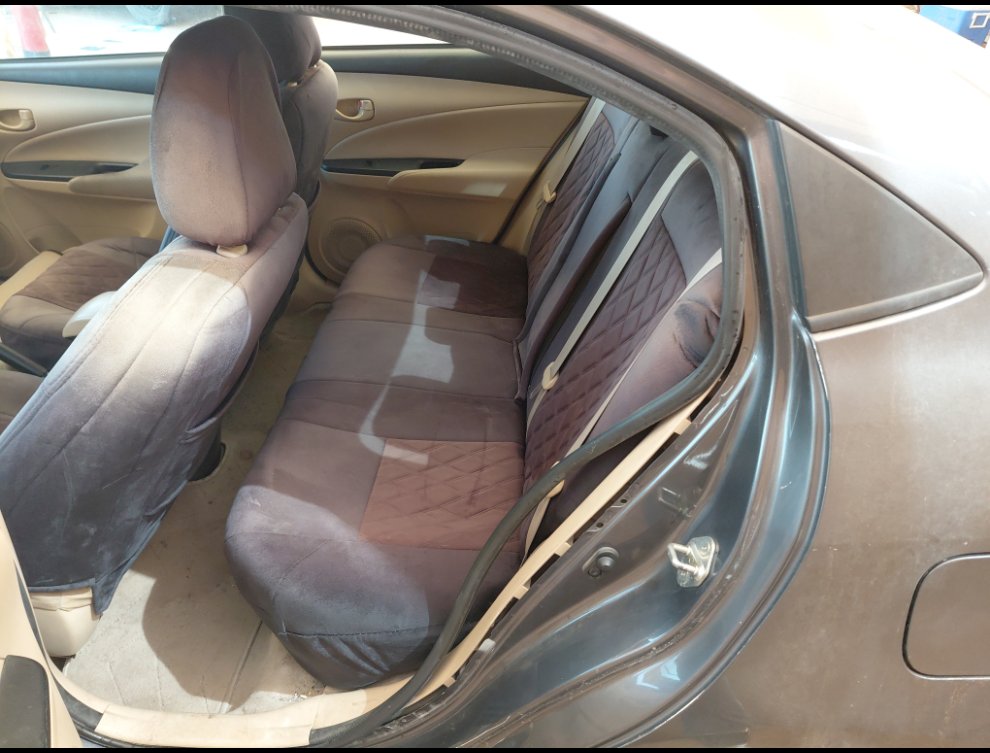 Toyota Yaris Y FLT  2021 image