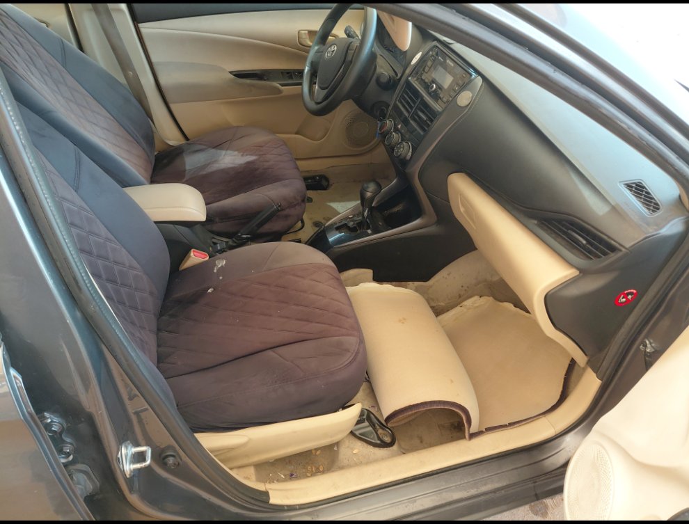 Toyota Yaris Y FLT  2021 image