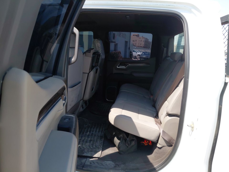 Chevrolet  Silverado 4WD 2023 image