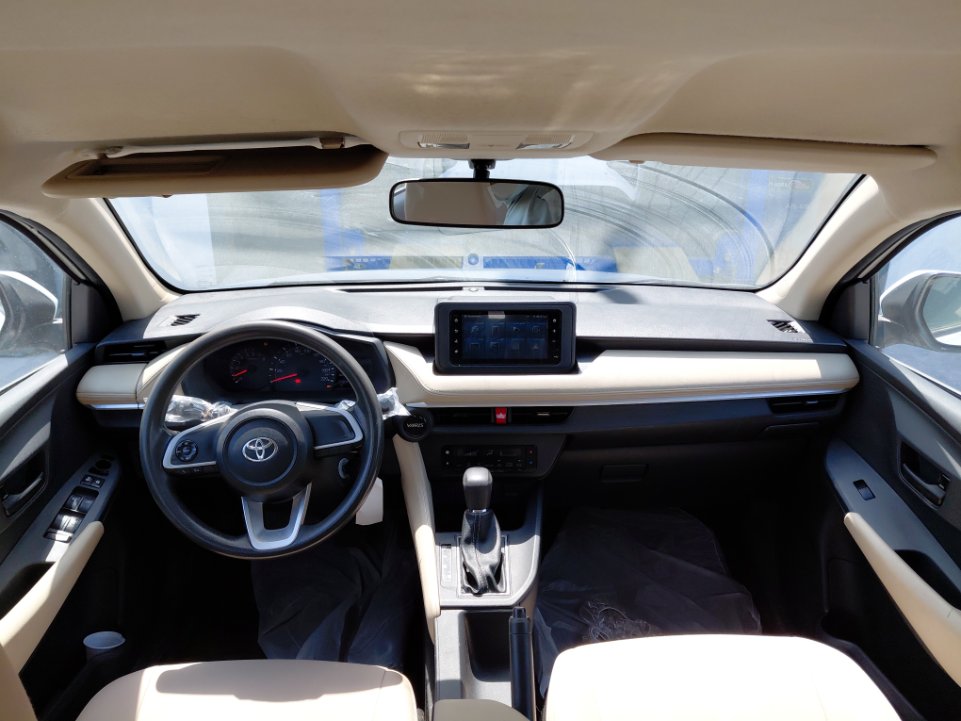 تويوتا يارس  2023 image