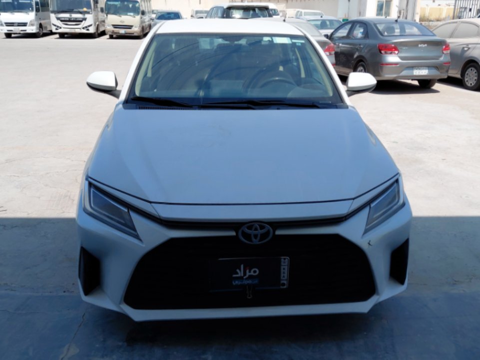 تويوتا يارس  2023