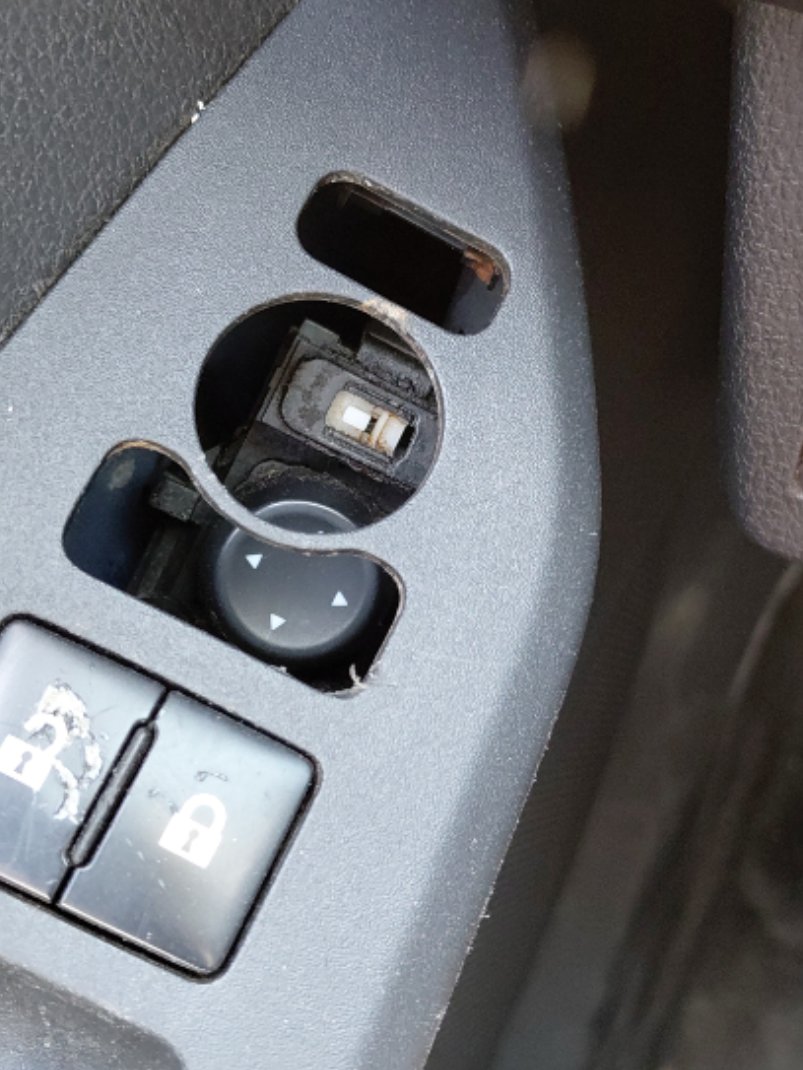 تويوتا يارس  2023 image