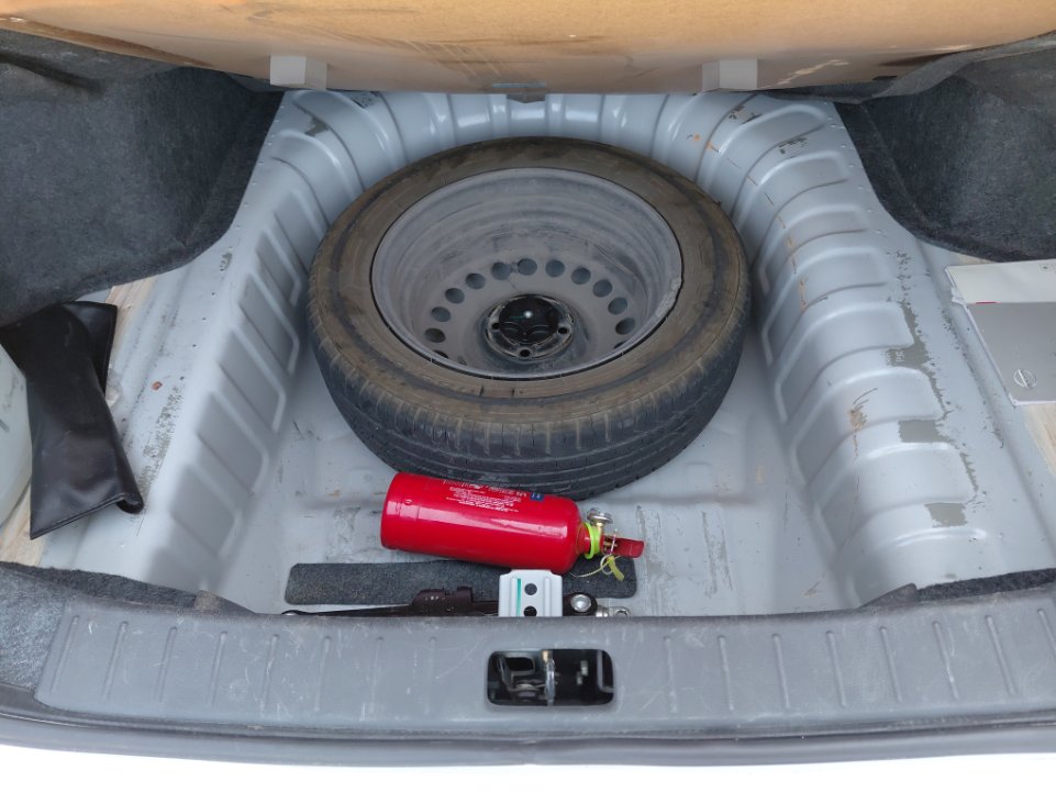 Nissan Sunny  2022 image