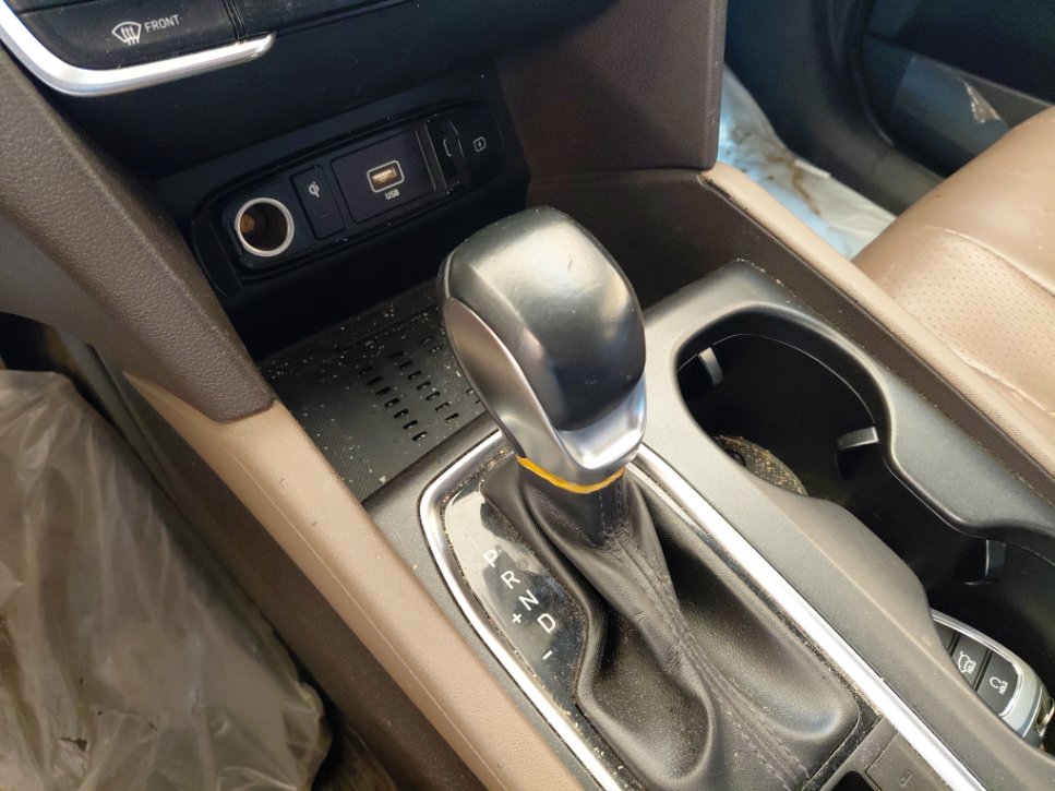 هيونداي سنتافي Sport 4x2 2021 image