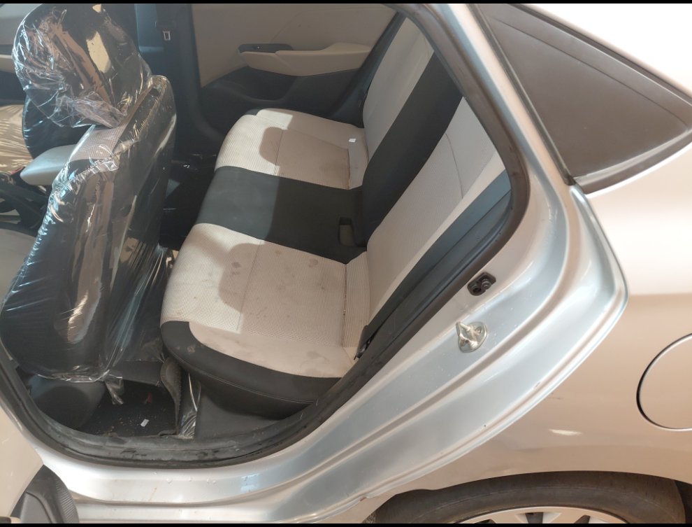 هيونداي أكسنت GL 2020 image