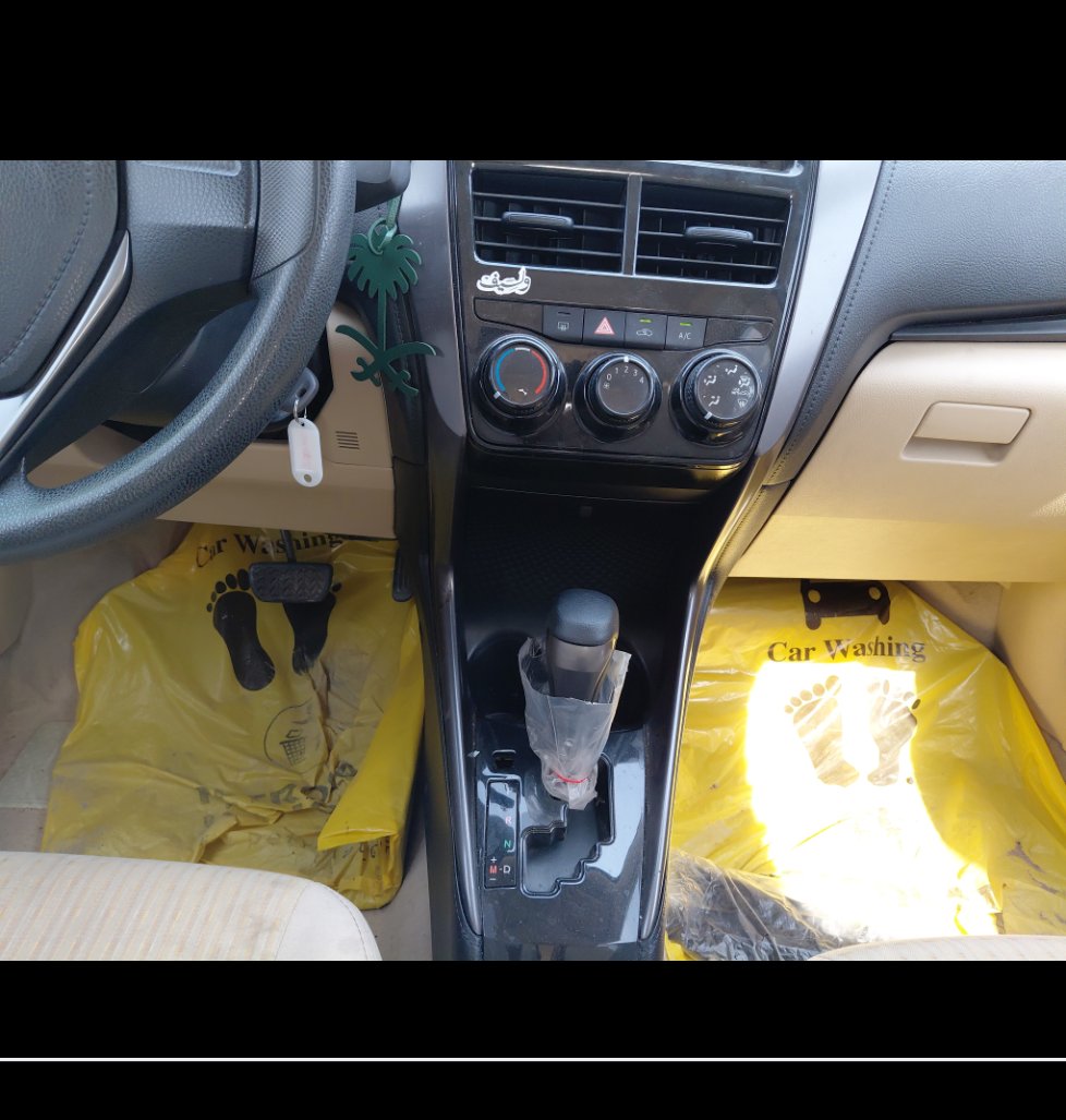 Toyota Yaris Y FLT  2021 image